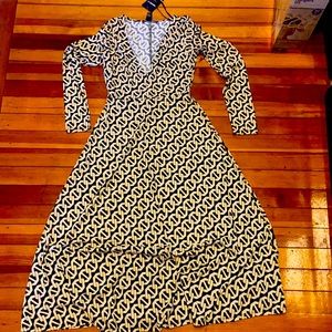 Long sleeve Midi dress - new with tags